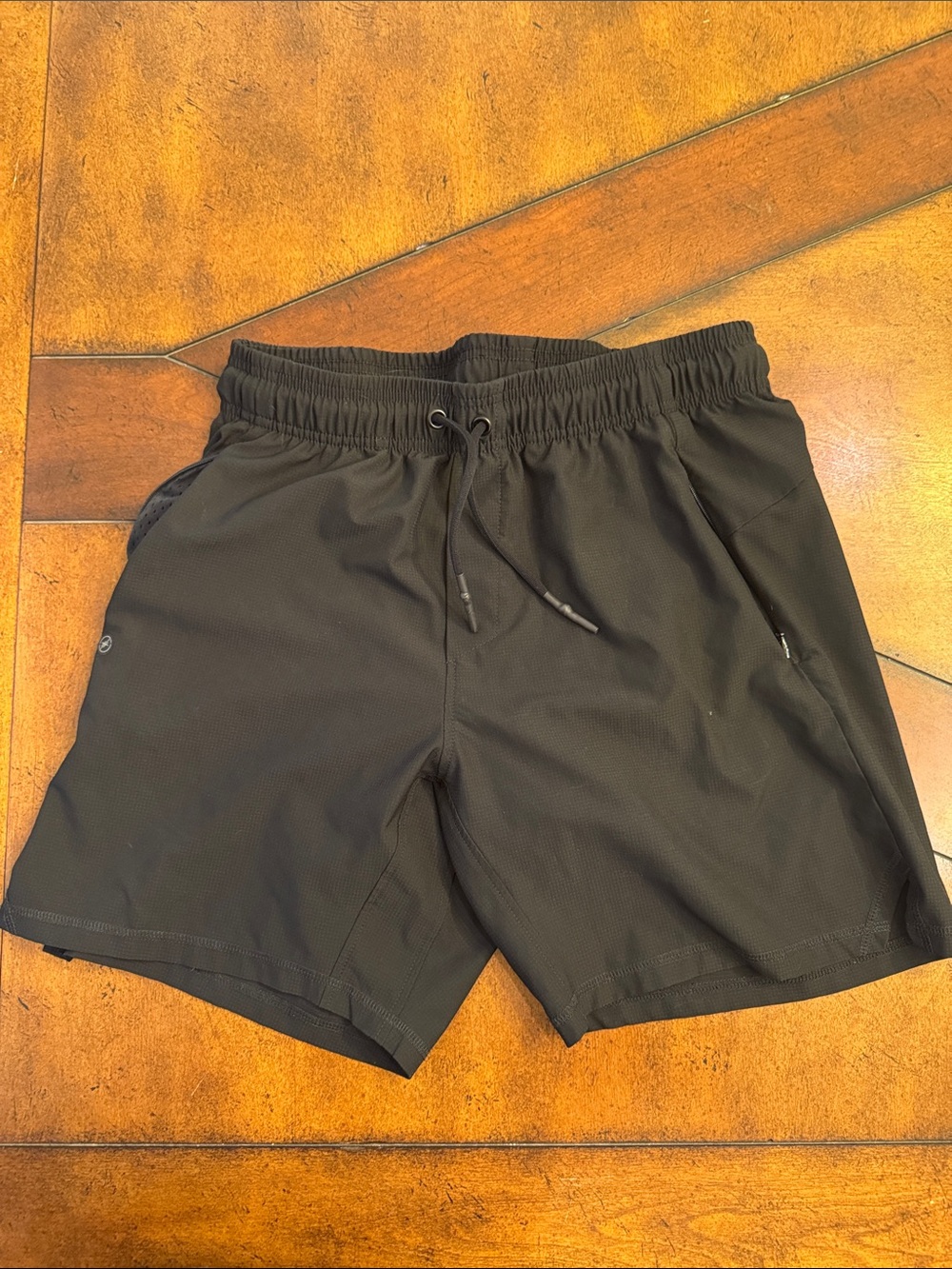 Men's Black Athletic Drawstring Shorts with Zip Pockets